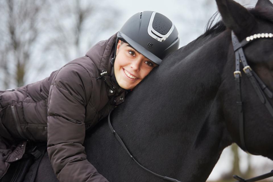 Equipage - joselyn helmet svart